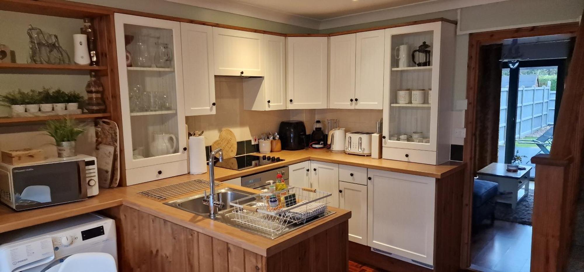 Country Style, 2 Bedroom House, Parking And Superb Location Норвіч Екстер'єр фото